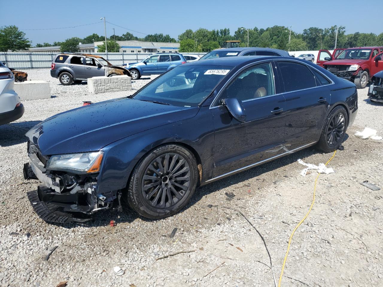AUDI A8 QUATTRO