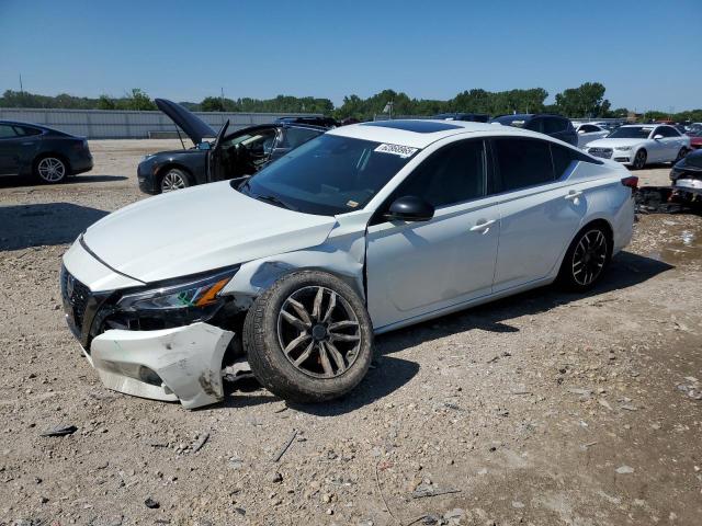 NISSAN ALTIMA SR
