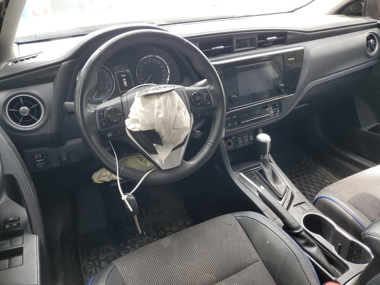 Toyota Corolla l 2017