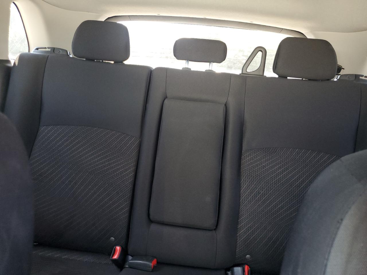 MITSUBISHI OUTLANDER SE