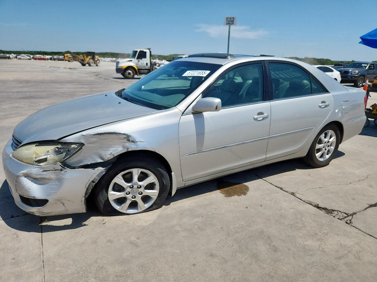  Salvage Toyota Camry