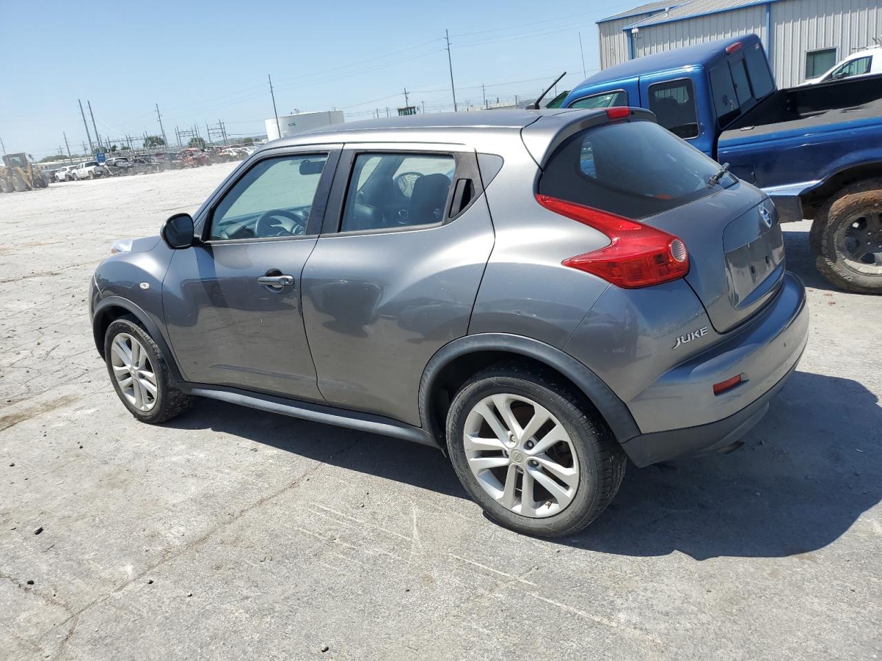 NISSAN JUKE S