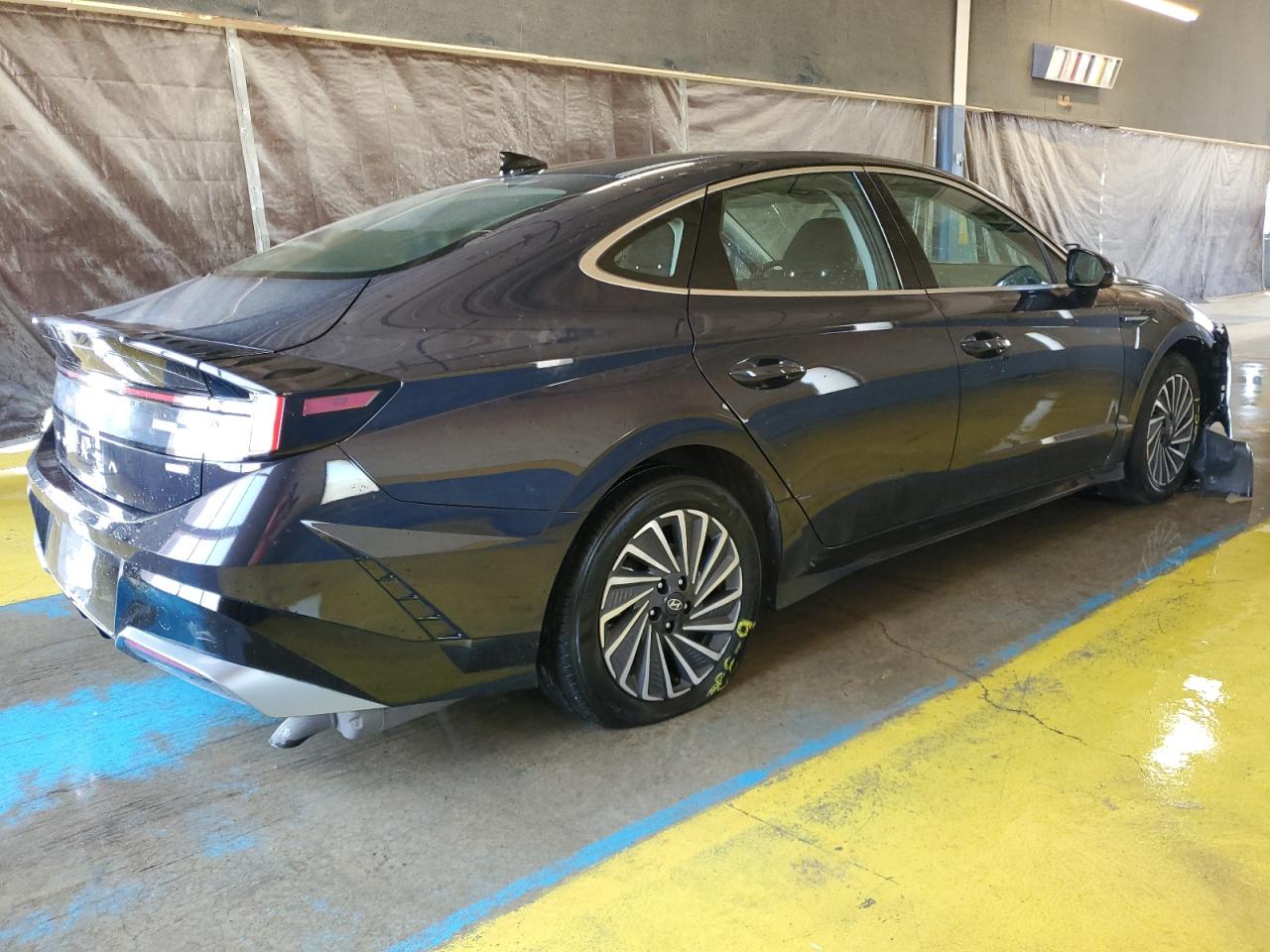 HYUNDAI SONATA HYBRID