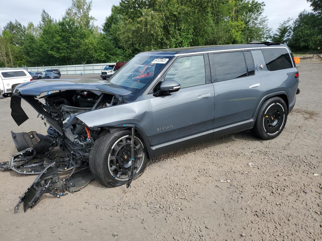 RIVIAN R1S ADVENTURE