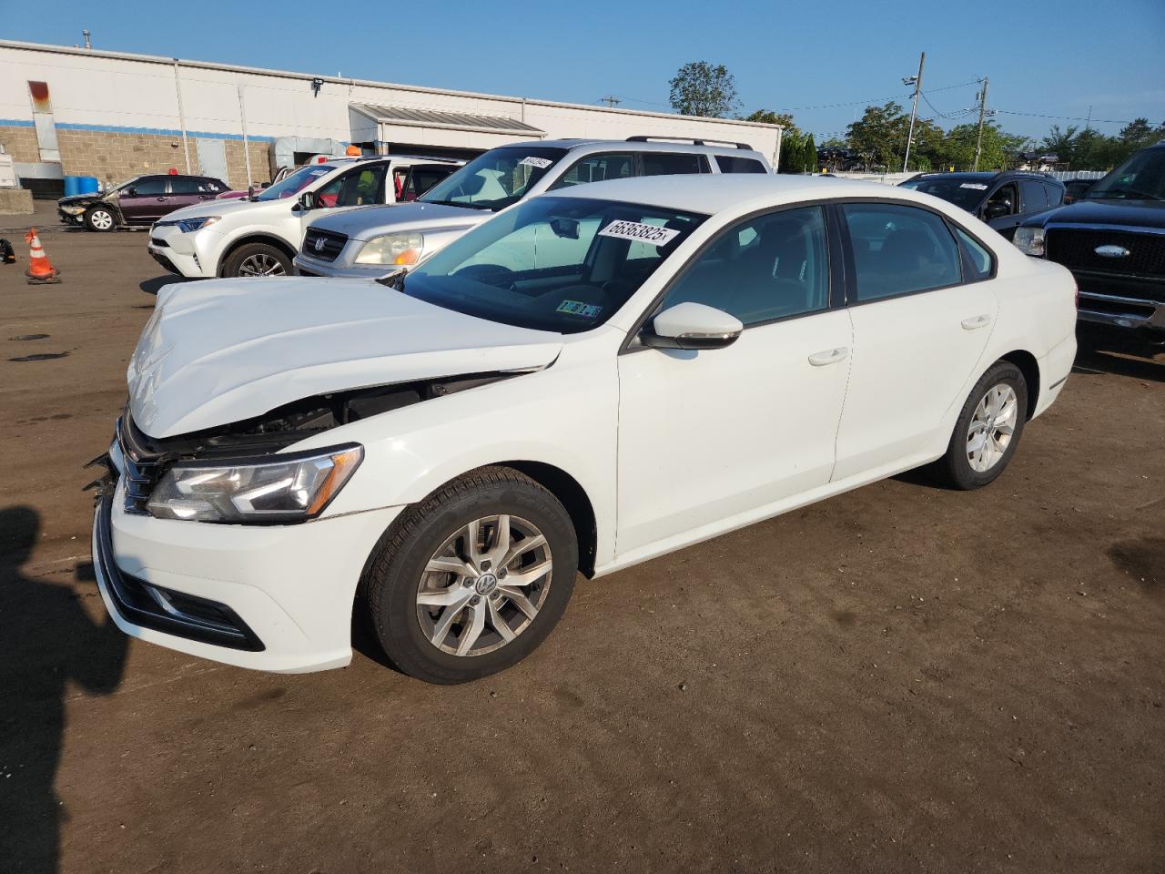 VOLKSWAGEN PASSAT S