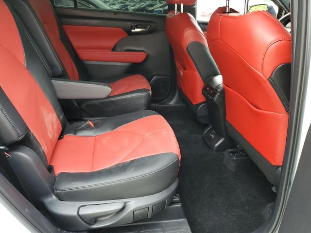 2024 TOYOTA HIGHLANDER 5TDKDRBH9RS571534