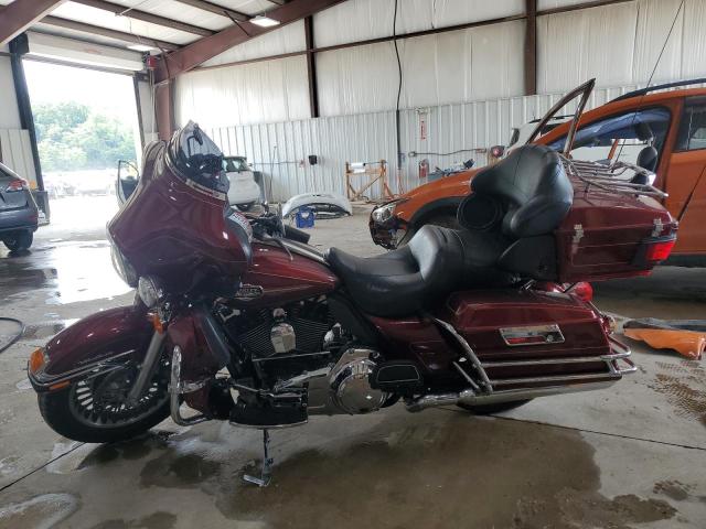 2010 HARLEY-DAVIDSON FLHTCU 1HD1FC415AB622847