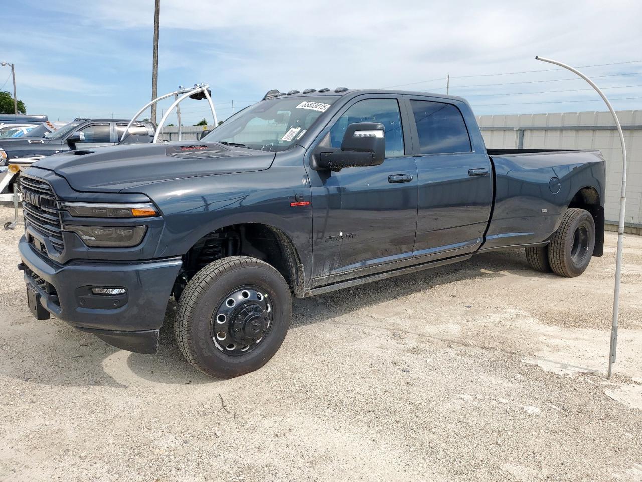 RAM 3500 LARAMIE