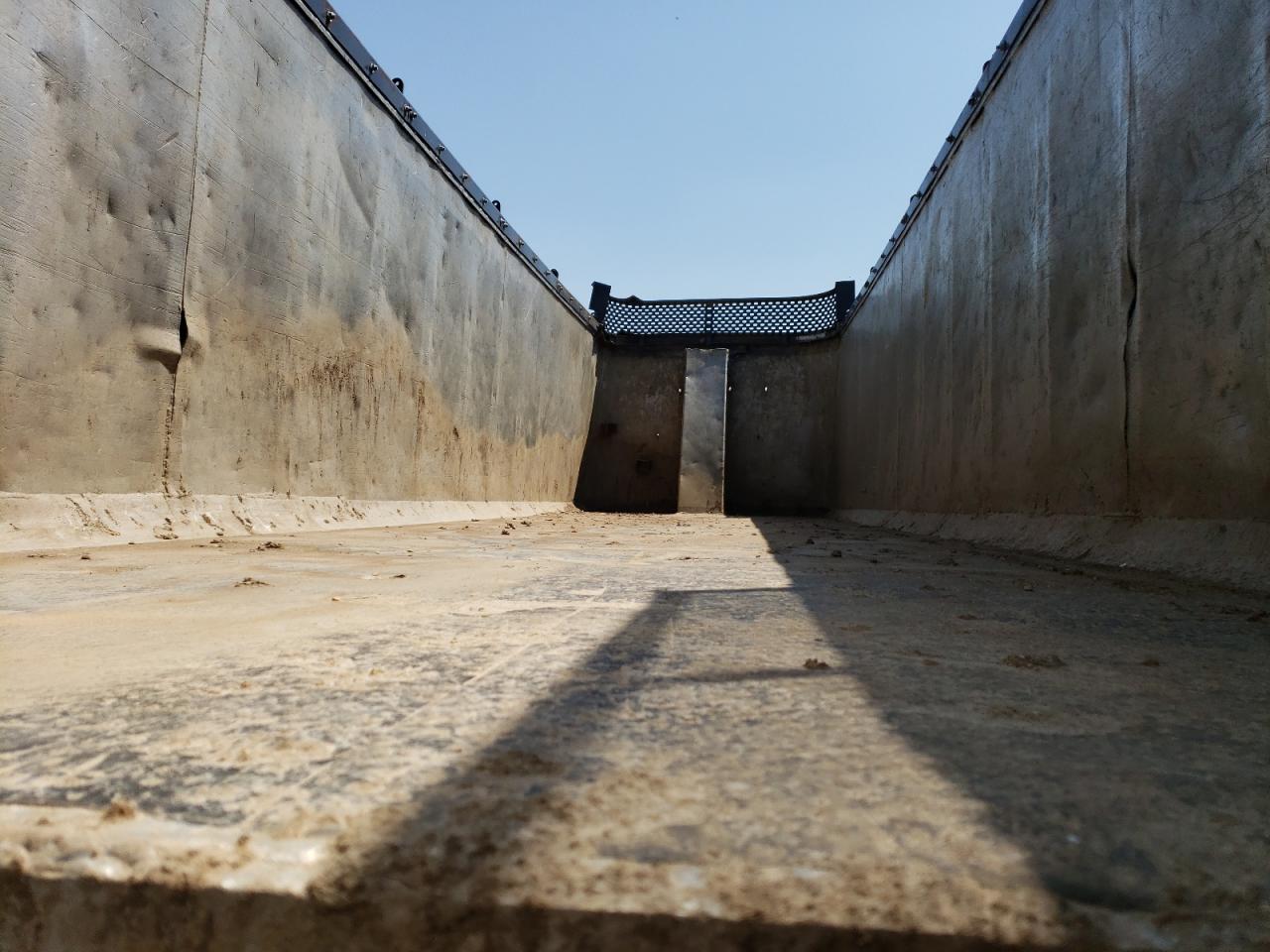 Lot #3215098600 1974 DUMP TRAILER