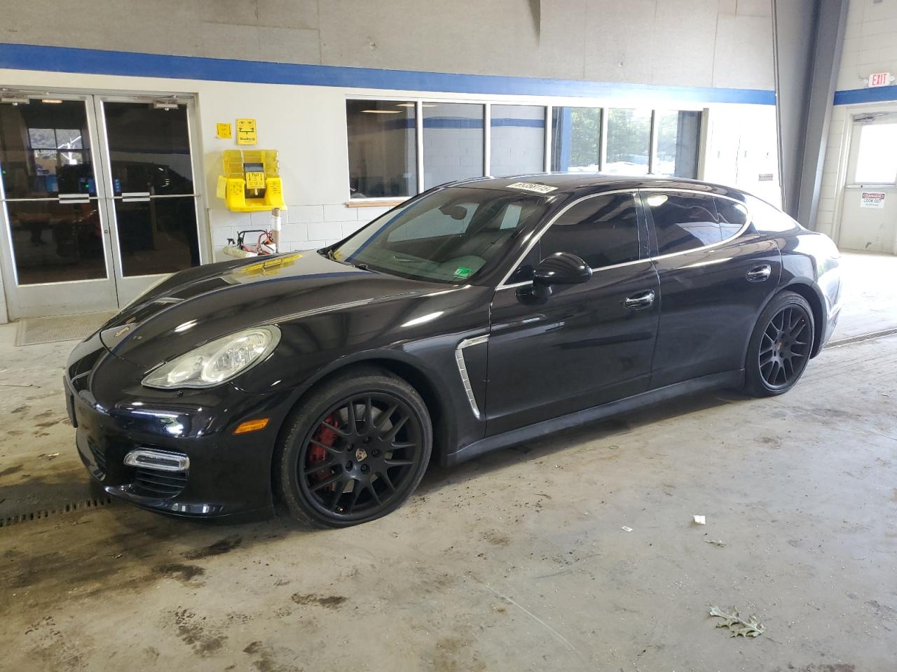 PORSCHE PANAMERA TURBO