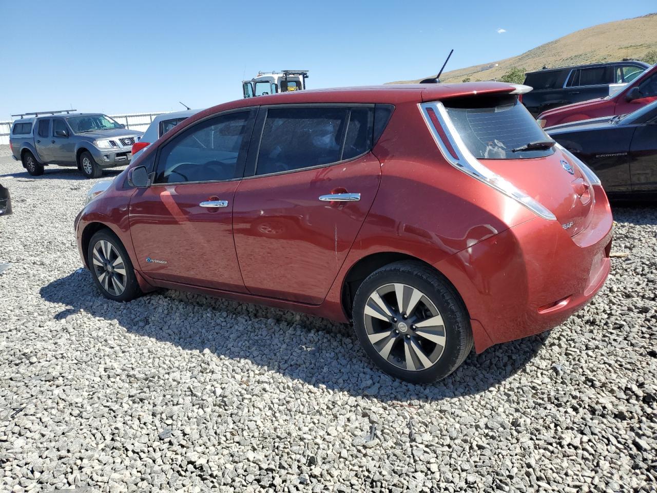 NISSAN LEAF S