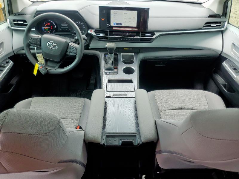 2025 TOYOTA SIENNA LE 5TDBRKEC0SS255230