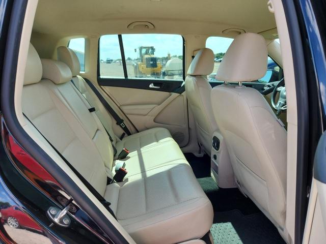 2016 VOLKSWAGEN TIGUAN S WVGAV7AX0GW600966