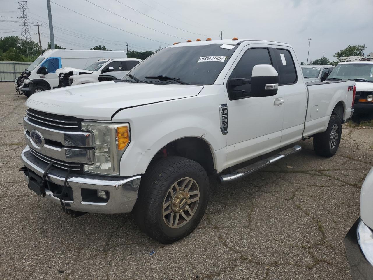 FORD F-250 SUPER DUTY