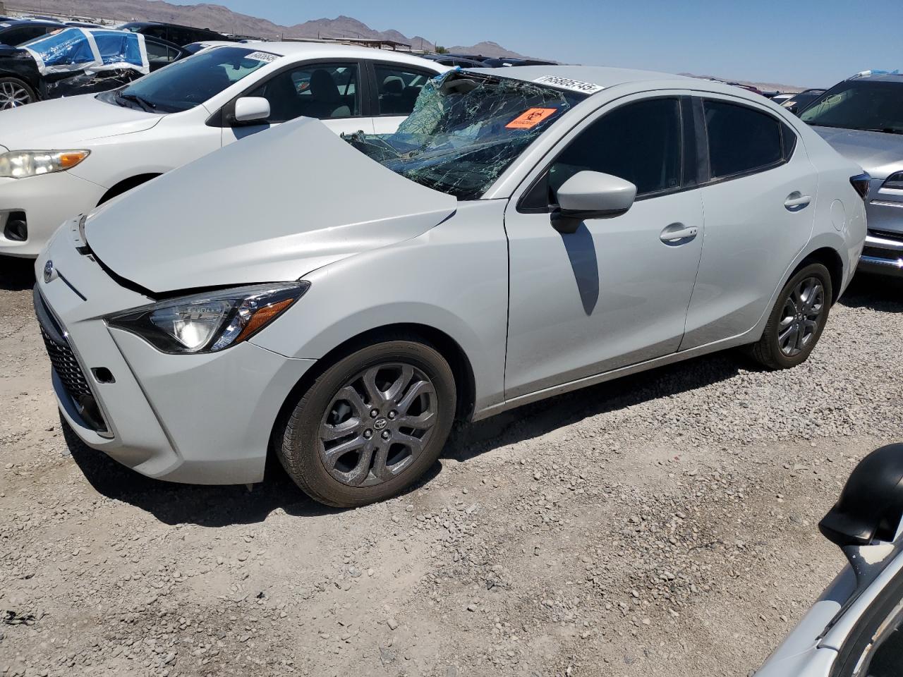 TOYOTA YARIS L