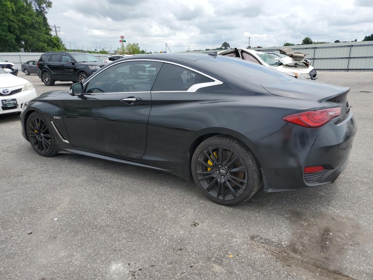 INFINITI Q60 RED SPORT 400