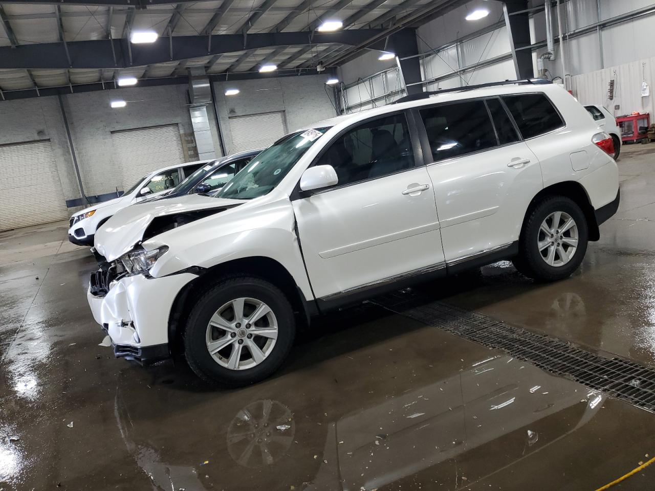 Vehicle photo
