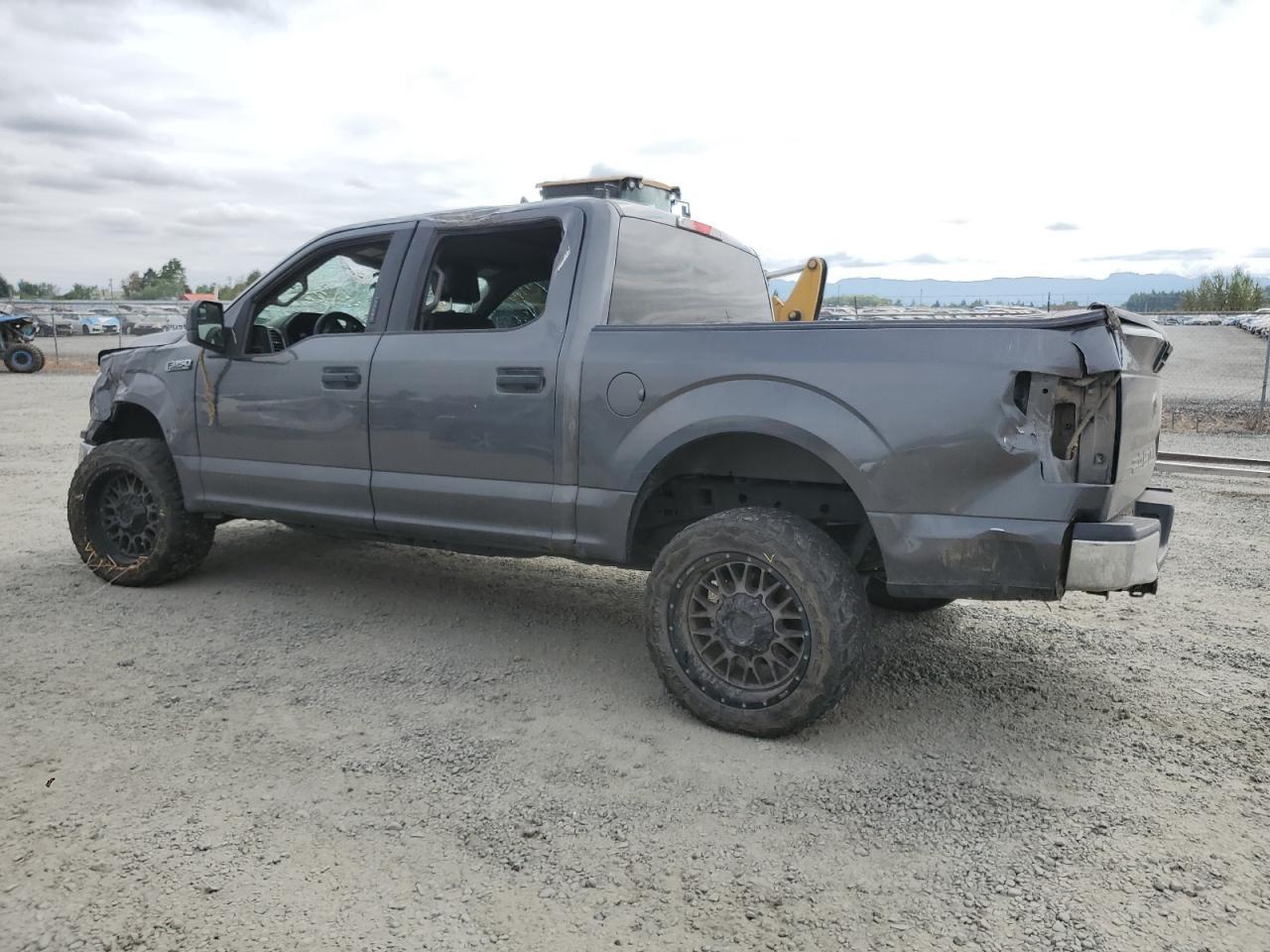 FORD F-150 SUPERCREW