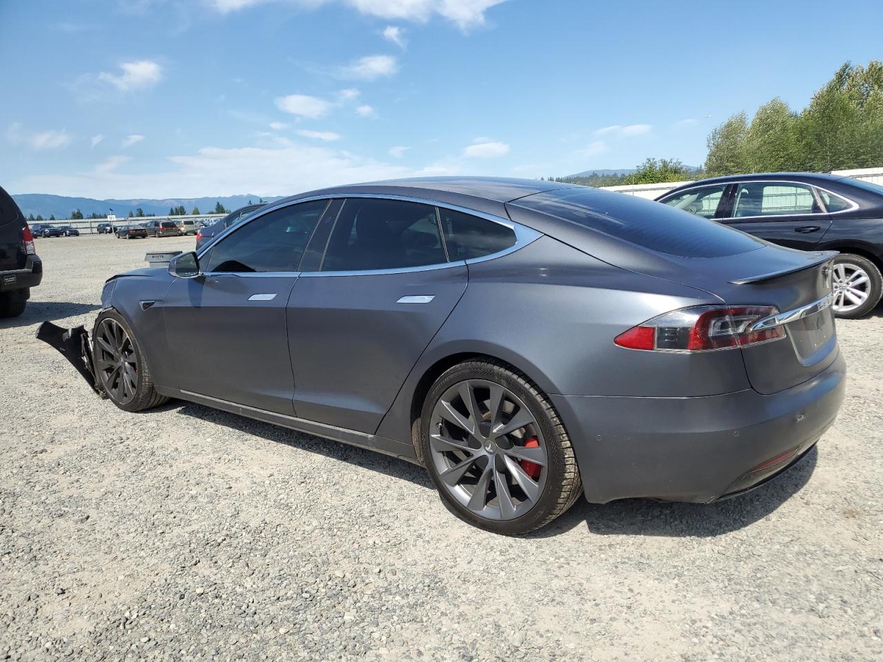 TESLA MODEL S