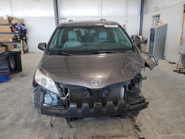 2017 TOYOTA SIENNA XLE 5TDDZ3DC9HS165051