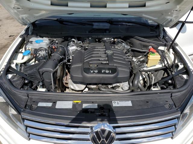 2017 VOLKSWAGEN TOUAREG WO WVGRF7BP5HD006885