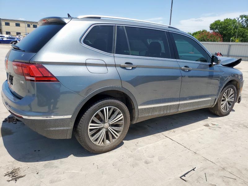 2018 VOLKSWAGEN TIGUAN SE 3VV3B7AX8JM061589