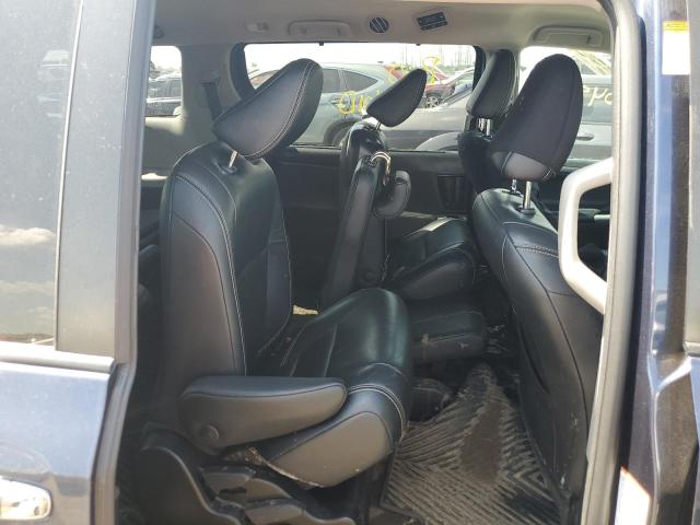 2018 TOYOTA SIENNA SE 5TDXZ3DC4JS951200