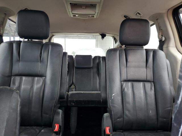 2014 CHRYSLER TOWN & COU - 2C4RC1BG3ER211396