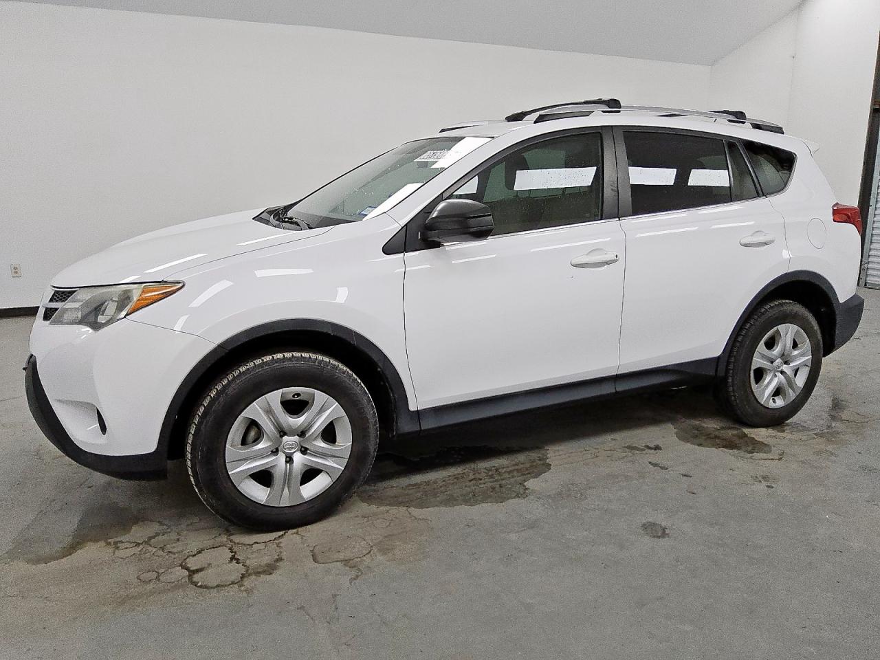 TOYOTA RAV4 LE