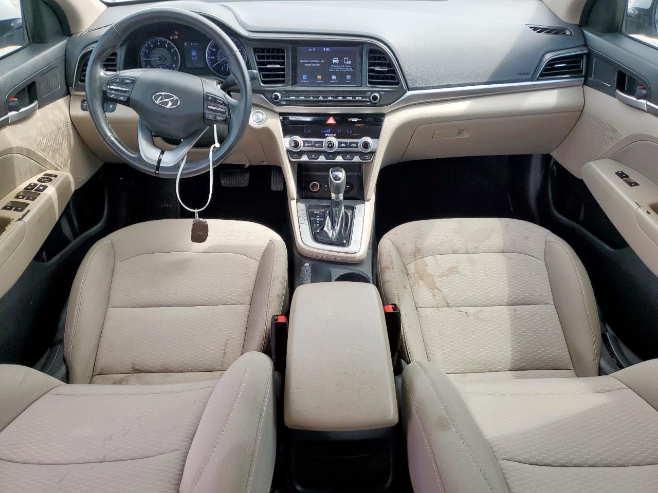 HYUNDAI ELANTRA SEL