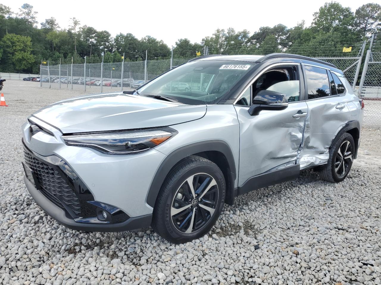 TOYOTA COROLLA CROSS LE