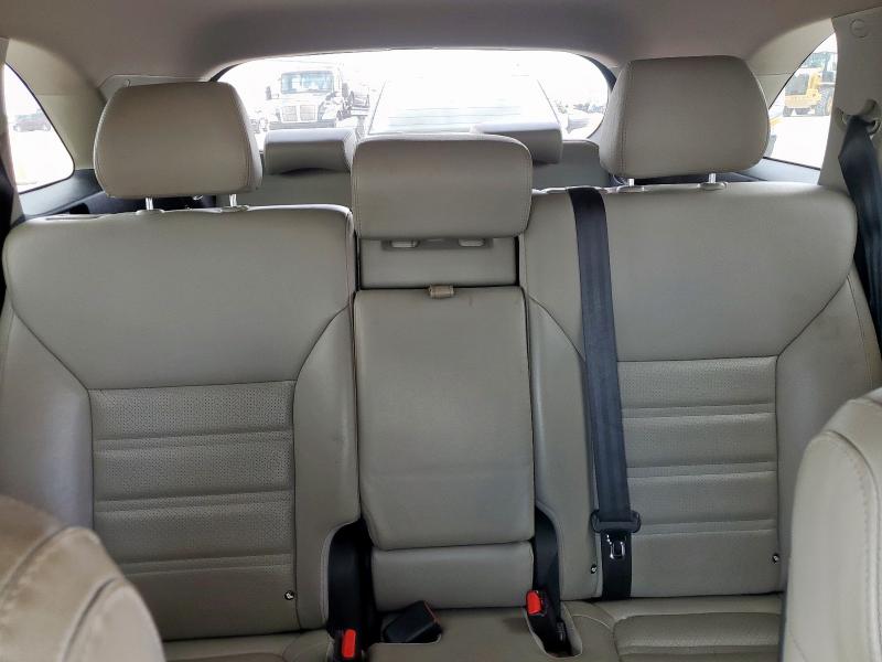 2018 KIA SORENTO EX 5XYPH4A50JG341015