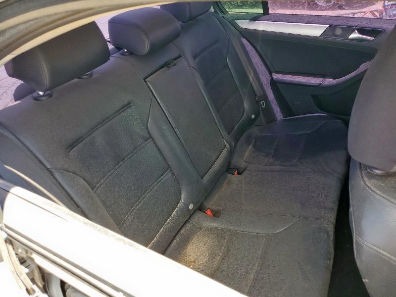 2015 VOLKSWAGEN JETTA SE 3VWD07AJ1FM413243