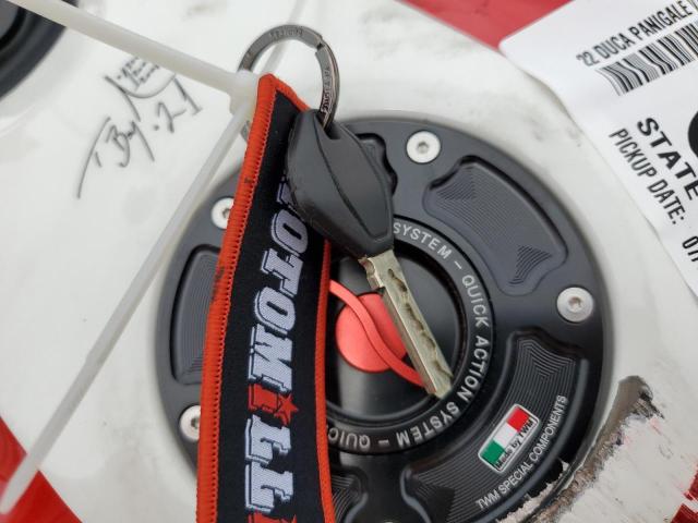 2022 DUCATI PANIGALE V ZDMHAATW7NB007775