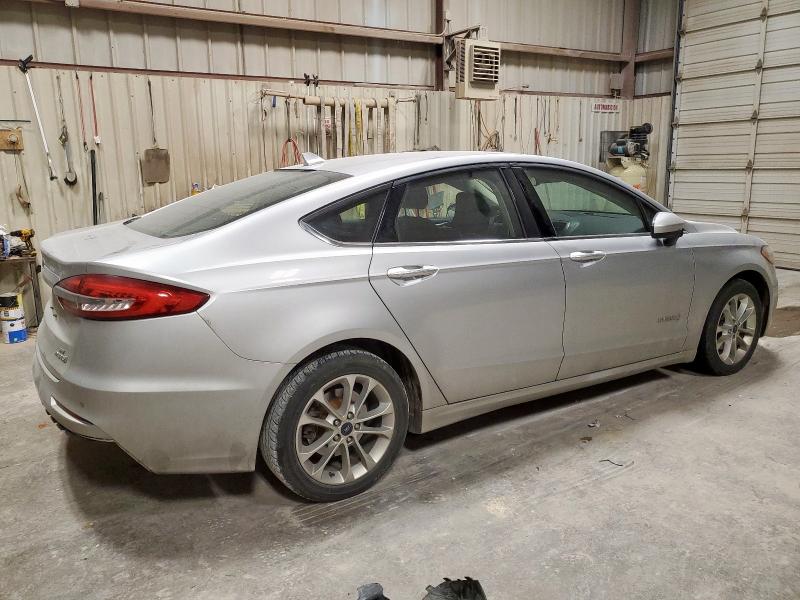 2019 FORD FUSION SE - 3FA6P0LU5KR205665