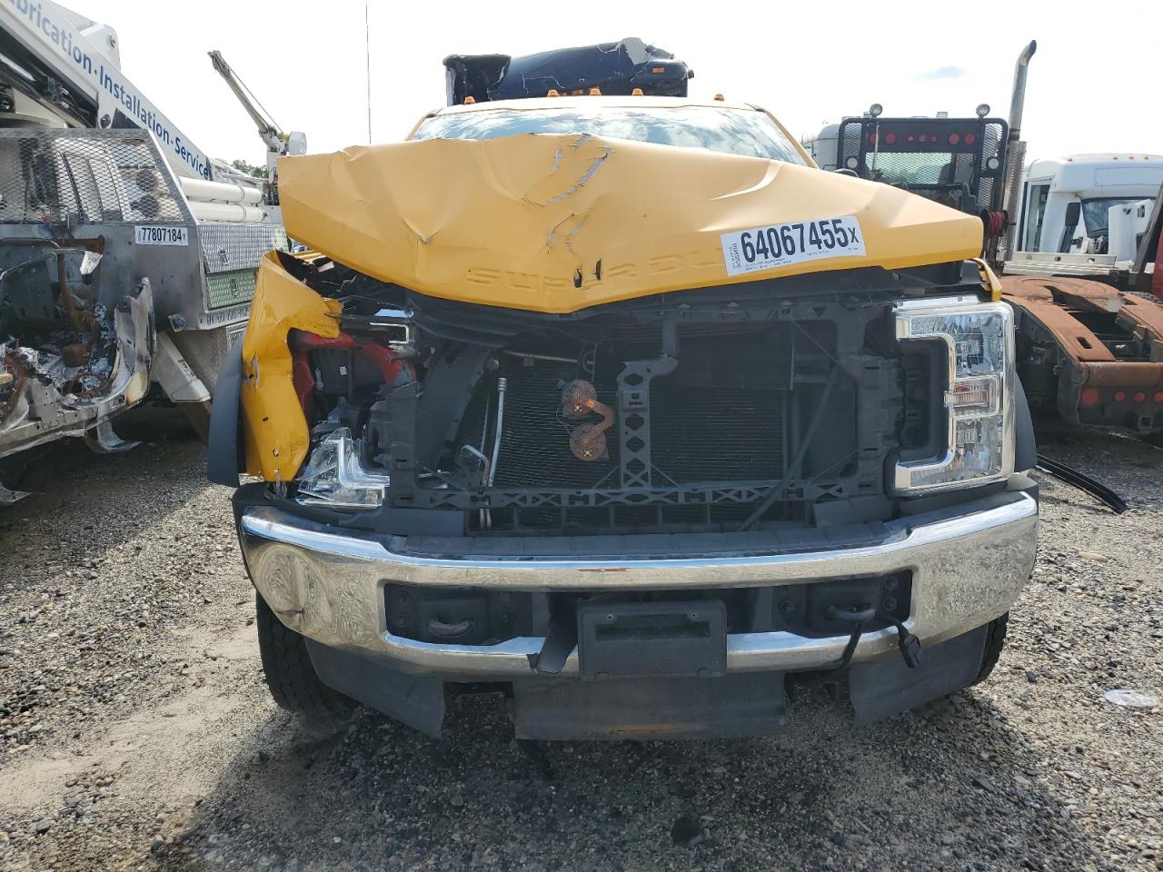 FORD F-550 SUPER DUTY