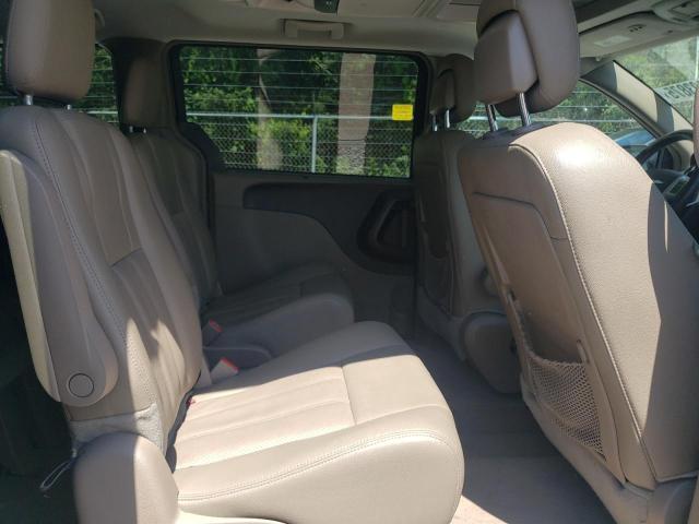 2016 CHRYSLER TOWN & COU - 2C4RC1CG4GR260897
