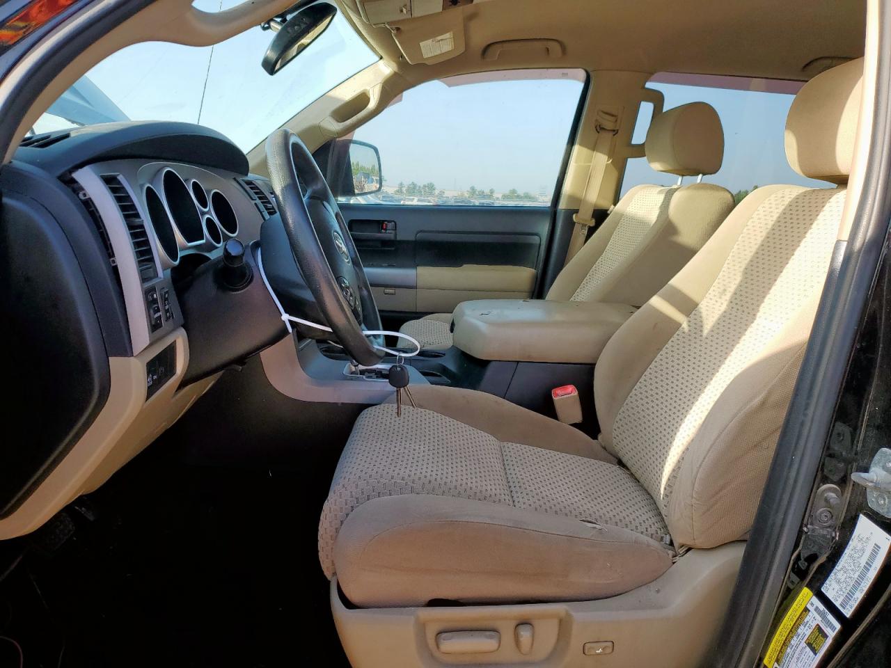 TOYOTA TUNDRA CREWMAX SR5