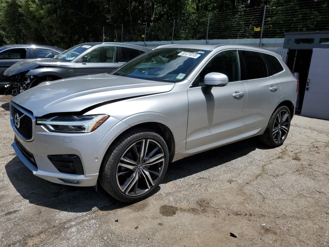 VOLVO XC60 T6 R-DESIGN