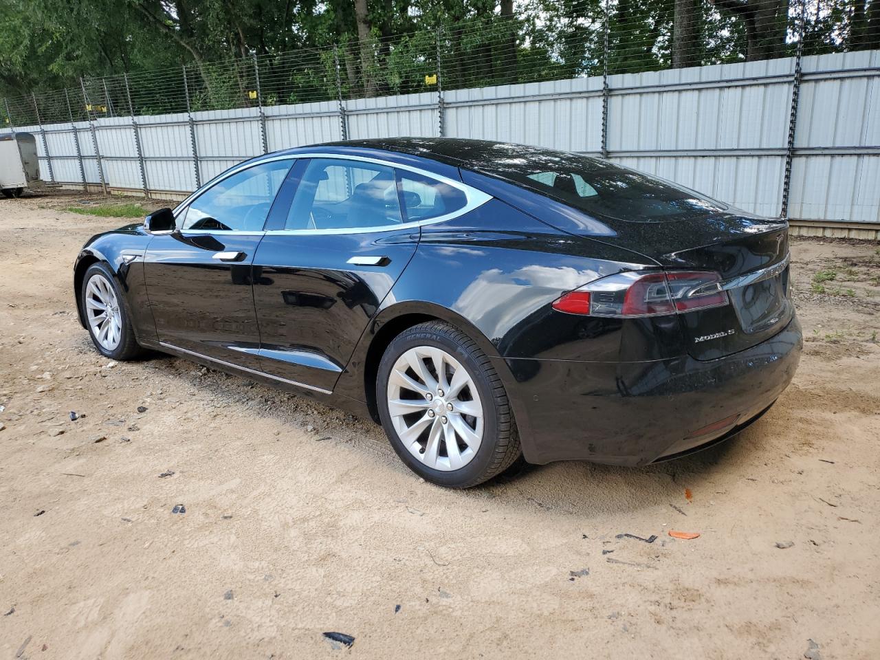 Tesla Model s 2016
