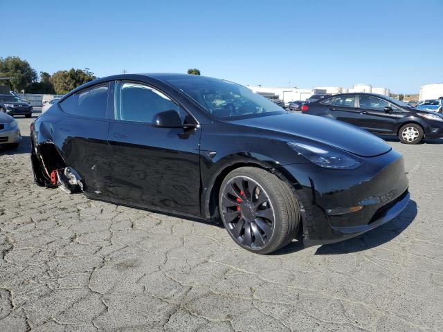 2024 TESLA MODEL Y 7SAYGDEF1RF205315