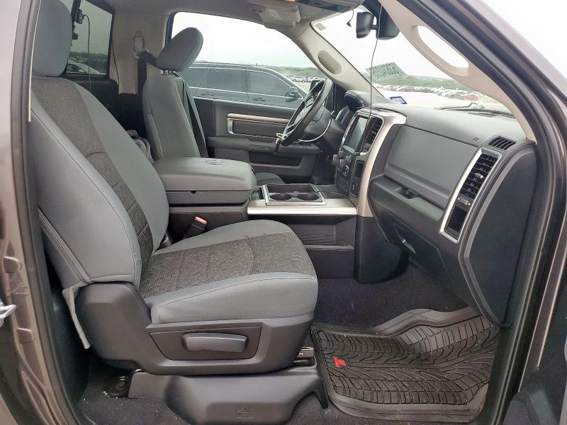 2015 RAM 1500 SLT 3C6JR6BT1FG644896