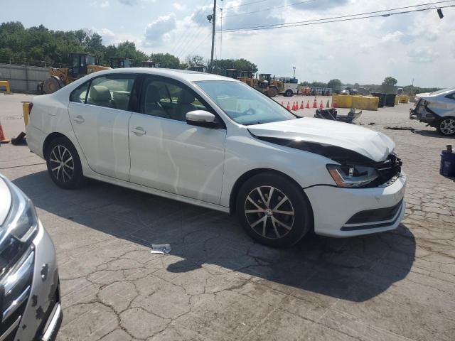 2018 VOLKSWAGEN JETTA SE 3VWDB7AJ3JM254132