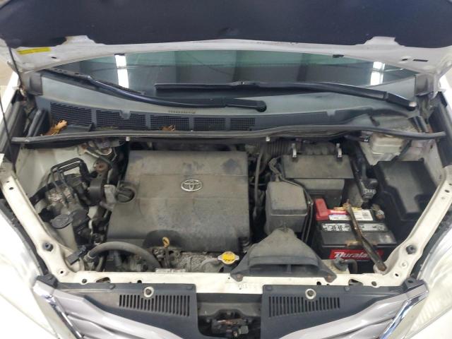 2015 TOYOTA SIENNA XLE 5TDDK3DC3FS125940