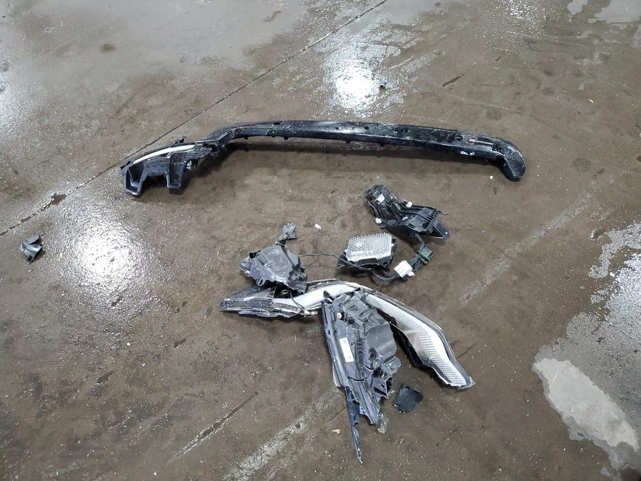 LAND ROVER DISCOVERY HSE R-DYNAMIC