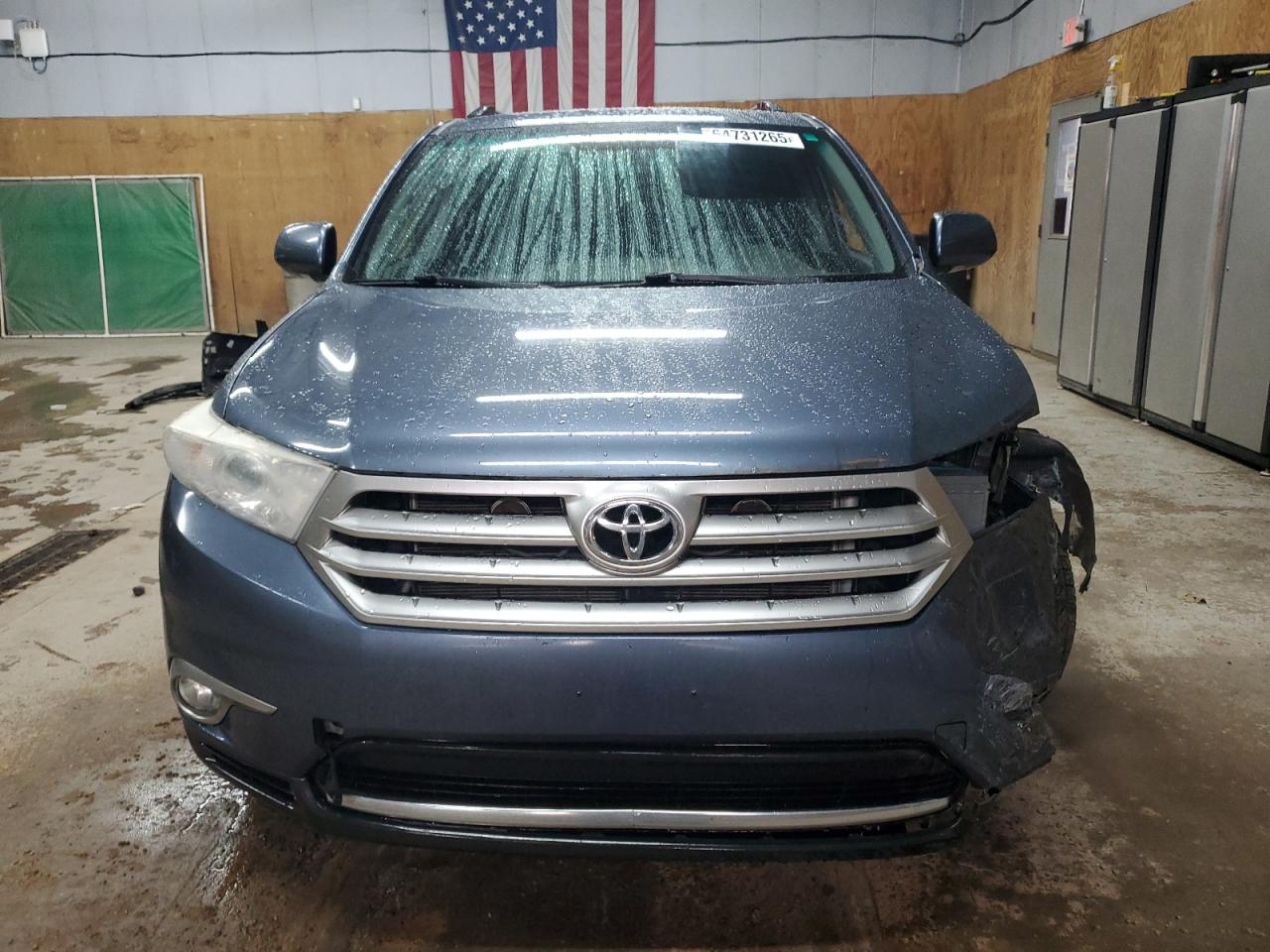 TOYOTA HIGHLANDER LIMITED