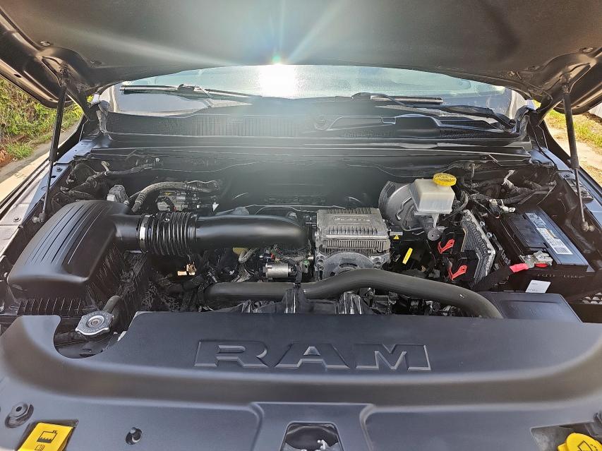 2020 RAM 1500 BIG H 1C6RREFT3LN117968