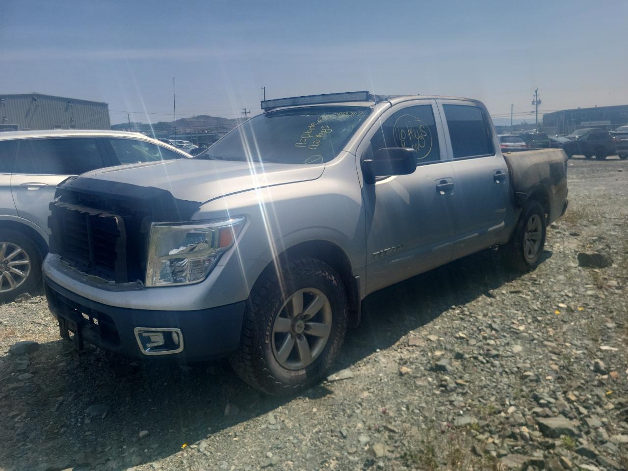 NISSAN TITAN S