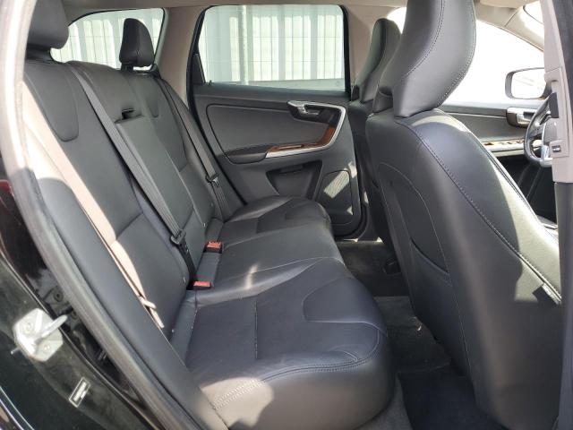 2017 VOLVO XC60 T5 IN YV440MDU7H2004811