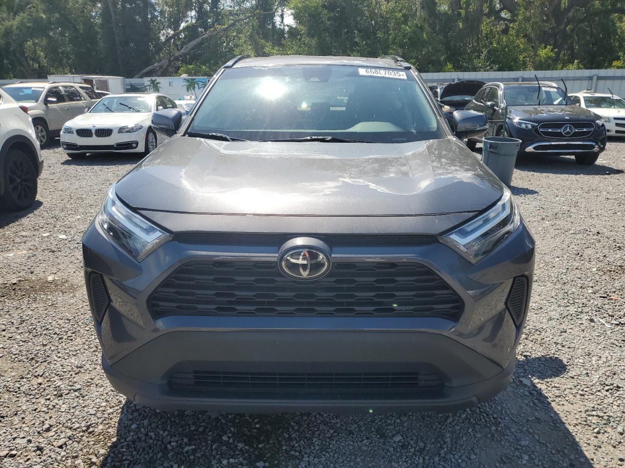 TOYOTA RAV4 XLE